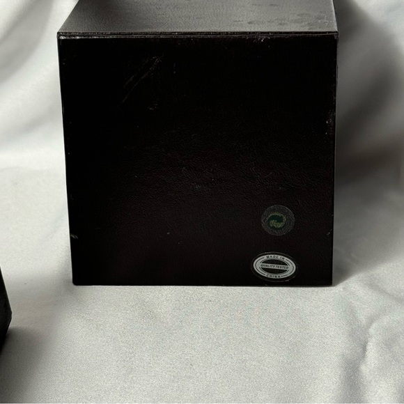 Micheal Kors Jet Set White Sports Watch w/ Box - Picture 9 of 16